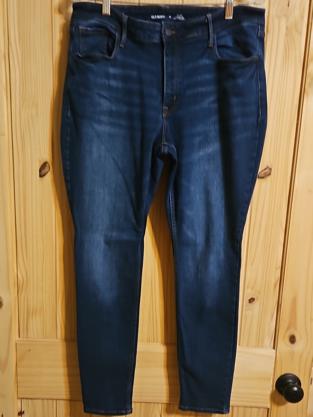 Old Navy Women's Skinny Jeans in Dark Indigo